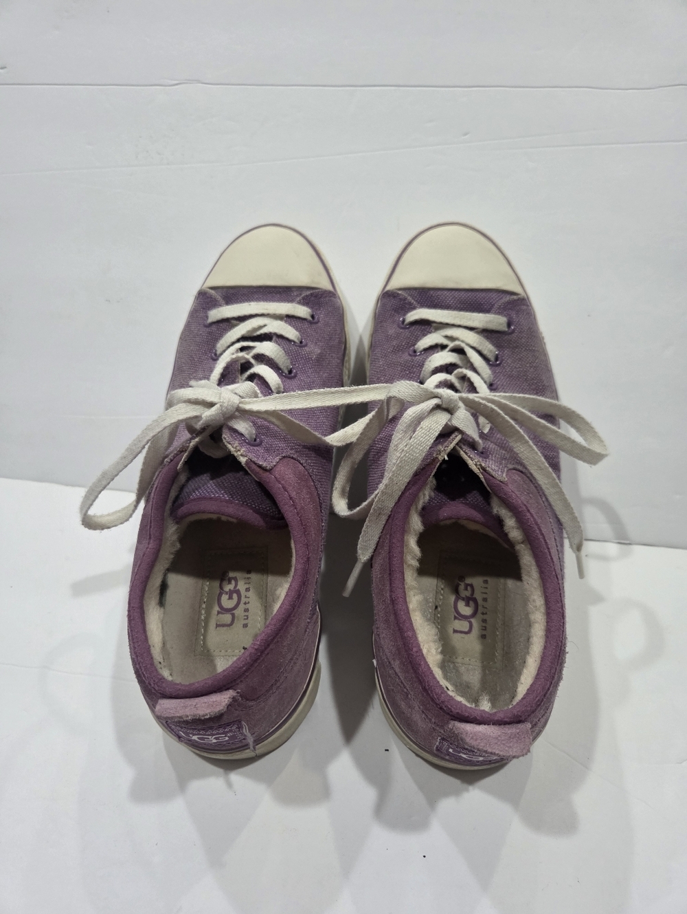 UGG Lavender Canvas Lace-Up Sneakers Sz.7